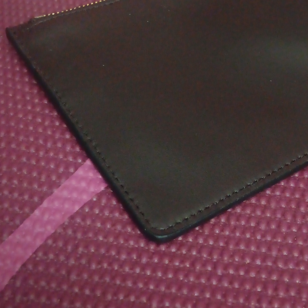 Coach - Picture 5 of 6